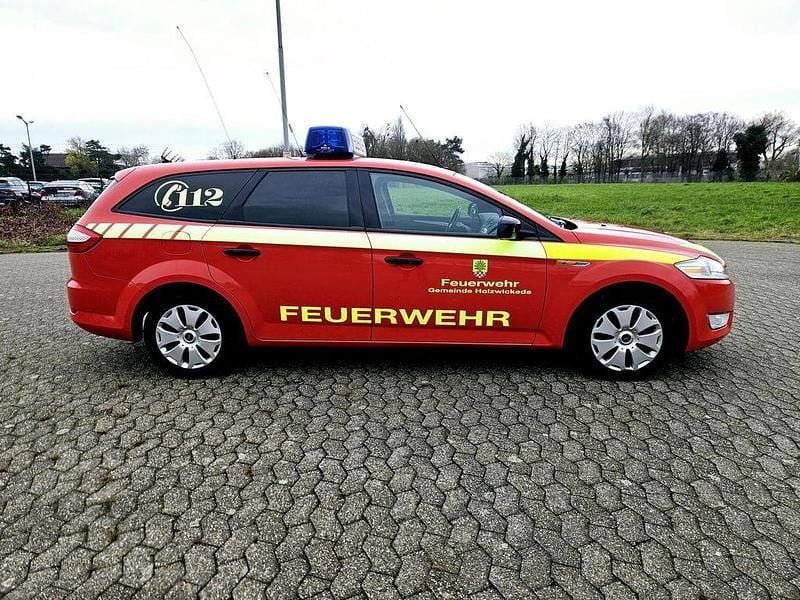 Gebraucht Ford Mondeo 125 PS (91 kW) 2007 Rot Limousine