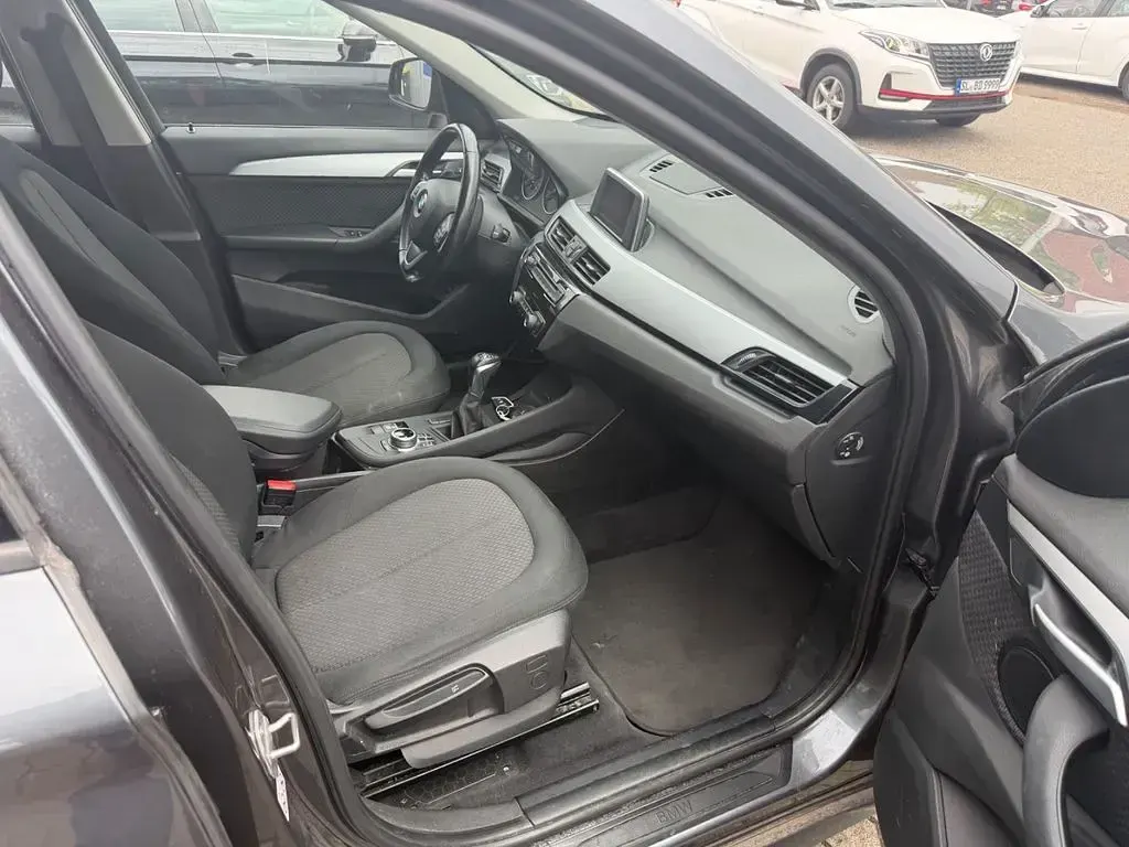 Gebraucht BMW X1 Advantage 190 PS (139 kW) 2017 Grau SUV