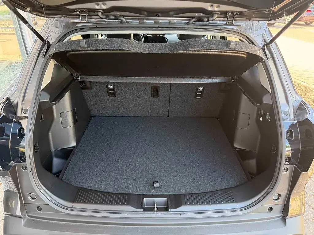Neu Suzuki SX4 S-Cross Comfort+ 129 PS (94 kW) 2026 Grau SUV