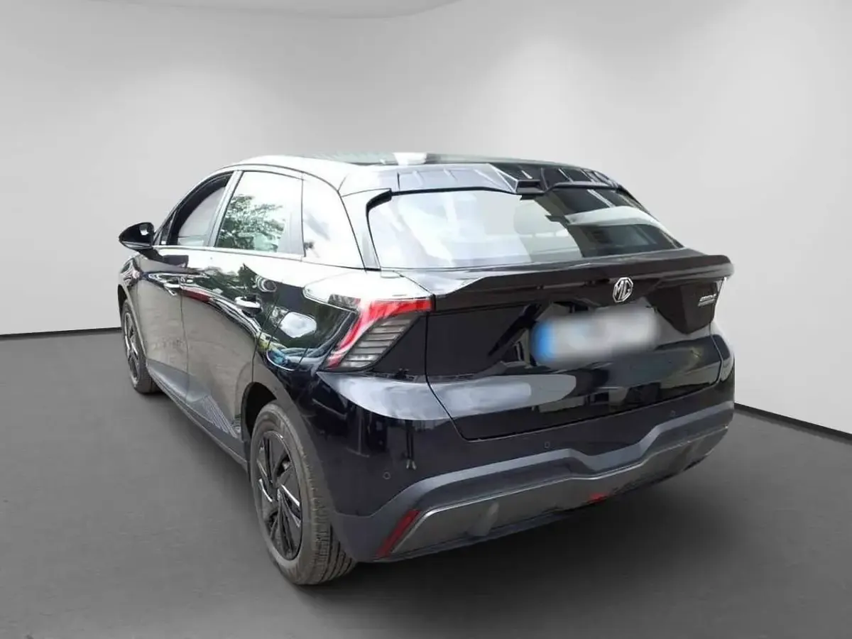 Gebraucht MG MG4 EV 125 kW (170 PS) 2023 Schwarz Kleinwagen