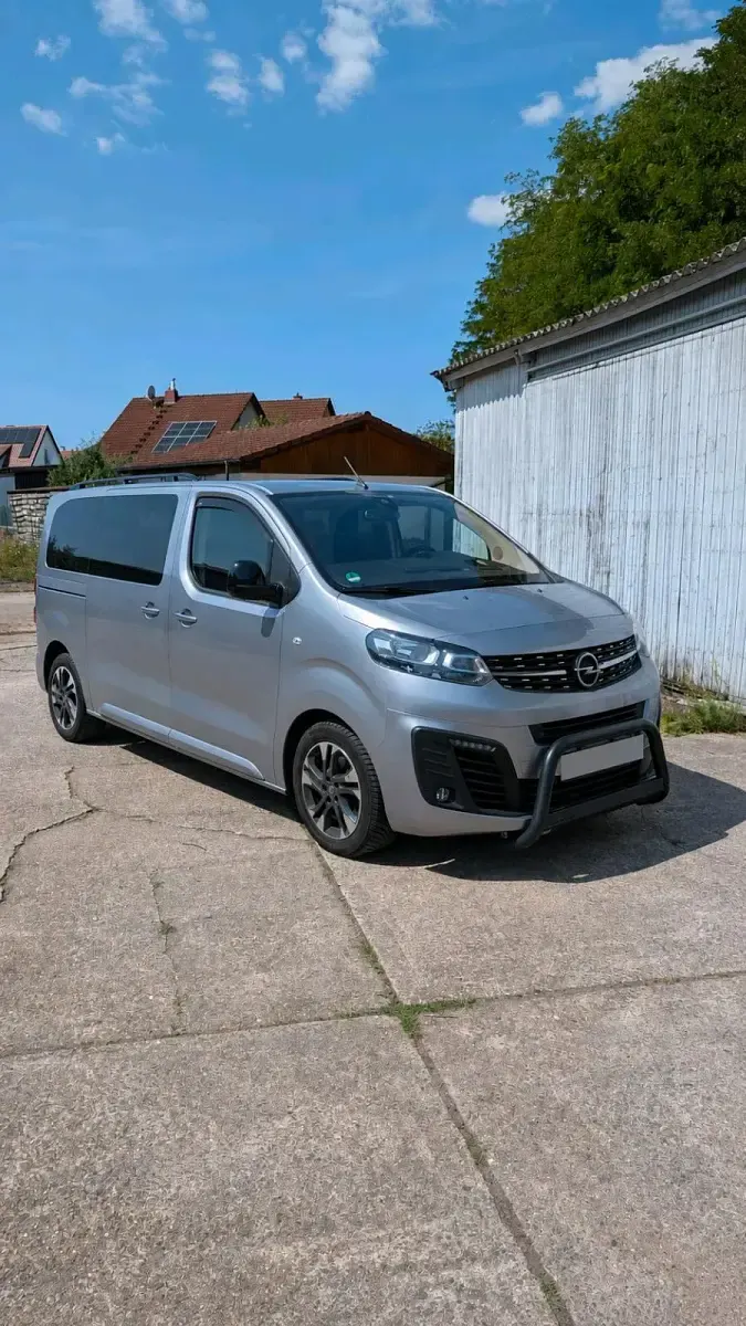Gebraucht Opel Zafira Life 177 PS (130 kW) 2022 Silber Van / Kleinbus
