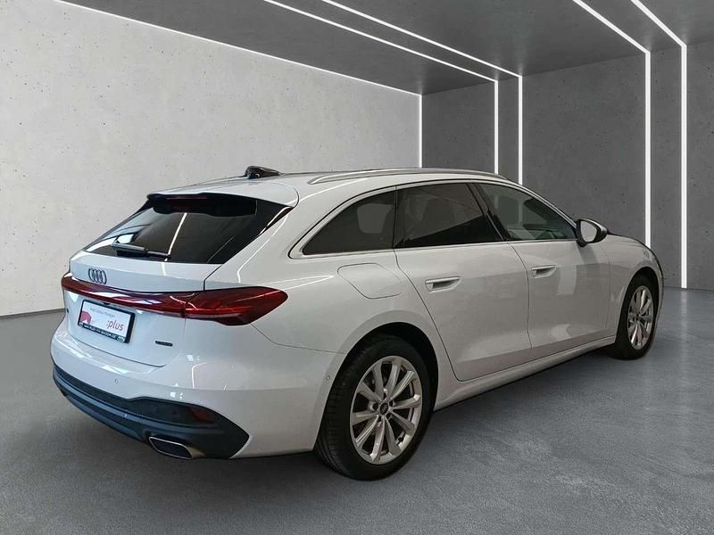 Gebraucht Audi A5 Ambiente 204 PS (150 kW) 2025 Weiß Kombi