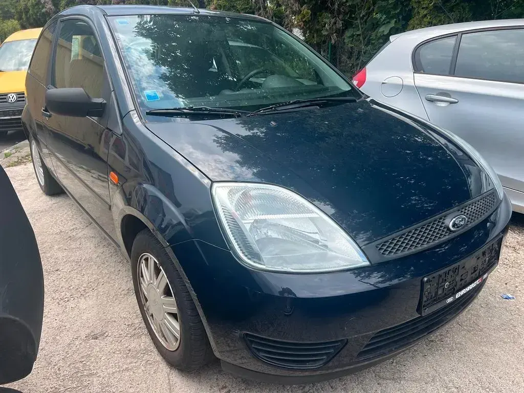 Gebraucht Ford Fiesta Ambiente 60 PS (44 kW) 2005 Schwarz Kleinwagen