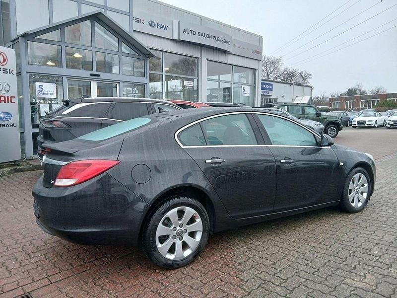 Gebraucht Opel Insignia Innovation 160 PS (117 kW) 2011 Schwarz Limousine
