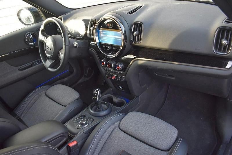 Gebraucht Mini Cooper D Countryman Classic 150 PS (110 kW) 2024 Midnight black ii SUV