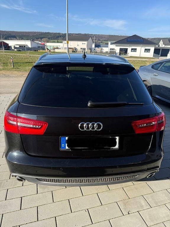 Gebraucht Audi A6 Sport 204 PS (150 kW) 2014 Schwarz Kombi