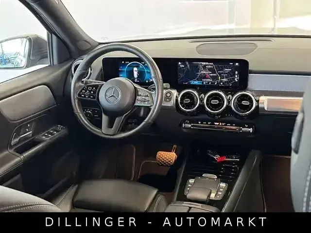 Gebraucht Mercedes GLB180 116 PS (85 kW) 2022 Grau SUV