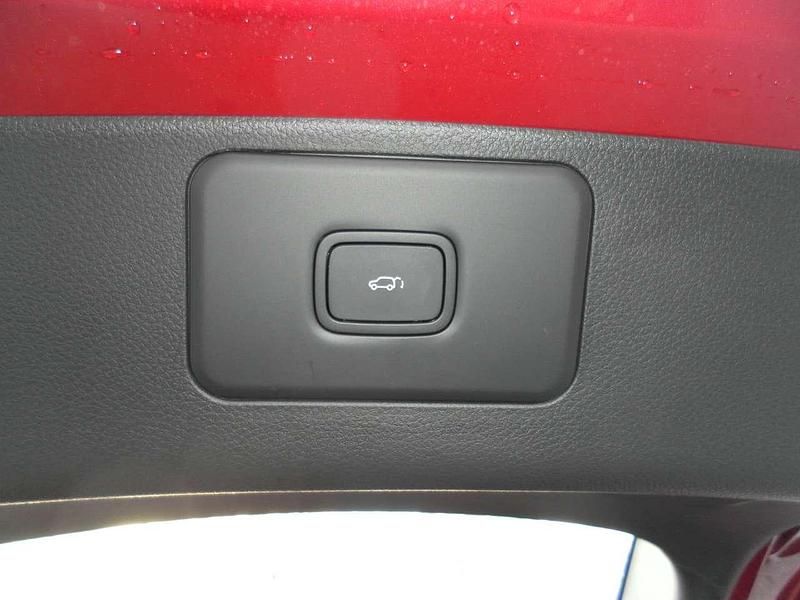 Gebraucht DFSK Fengon 184 PS (135 kW) 2022 Rotred SUV