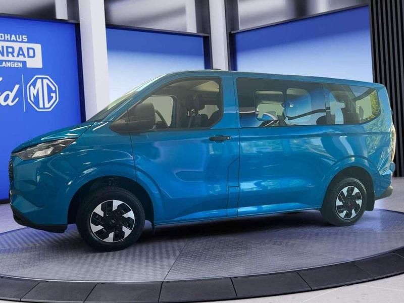 Nowe Ford E-Transit Trend 160 kW (218 KM) 2026 Niebieski Van
