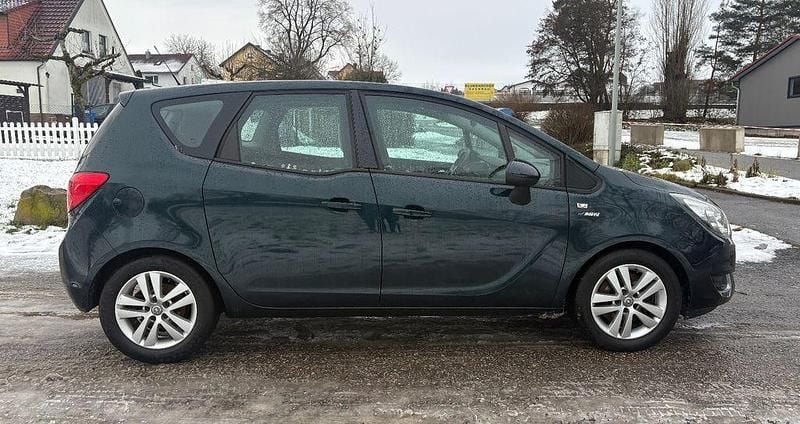 Gebraucht Opel Meriva Style 110 PS (80 kW) 2015 Grün Van / Kleinbus