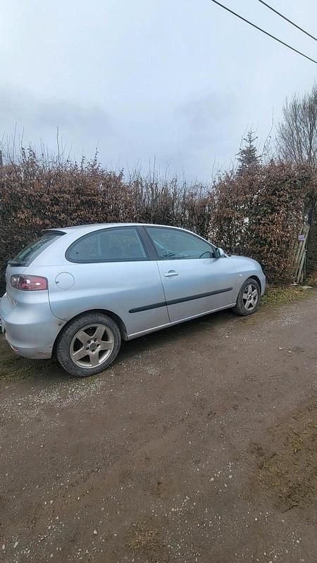 Gebraucht Seat Ibiza 2006 Silber Kleinwagen