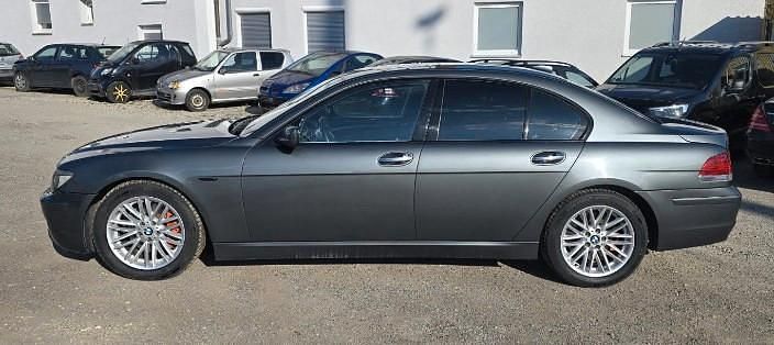 Gebraucht BMW 730 231 PS (169 kW) 2008 Grau Limousine