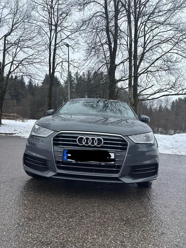 Gebraucht Audi A1 95 PS (69 kW) 2017 Grau Kleinwagen