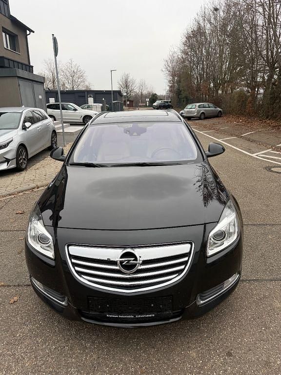 Gebraucht Opel Insignia Innovation 260 PS (191 kW) 2010 Kombi