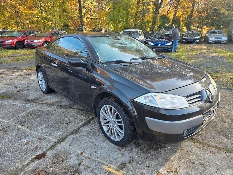 Gebraucht Renault Mégane Cabriolet Privilege 120 PS (88 kW) 2004 Schwarz Cabrio