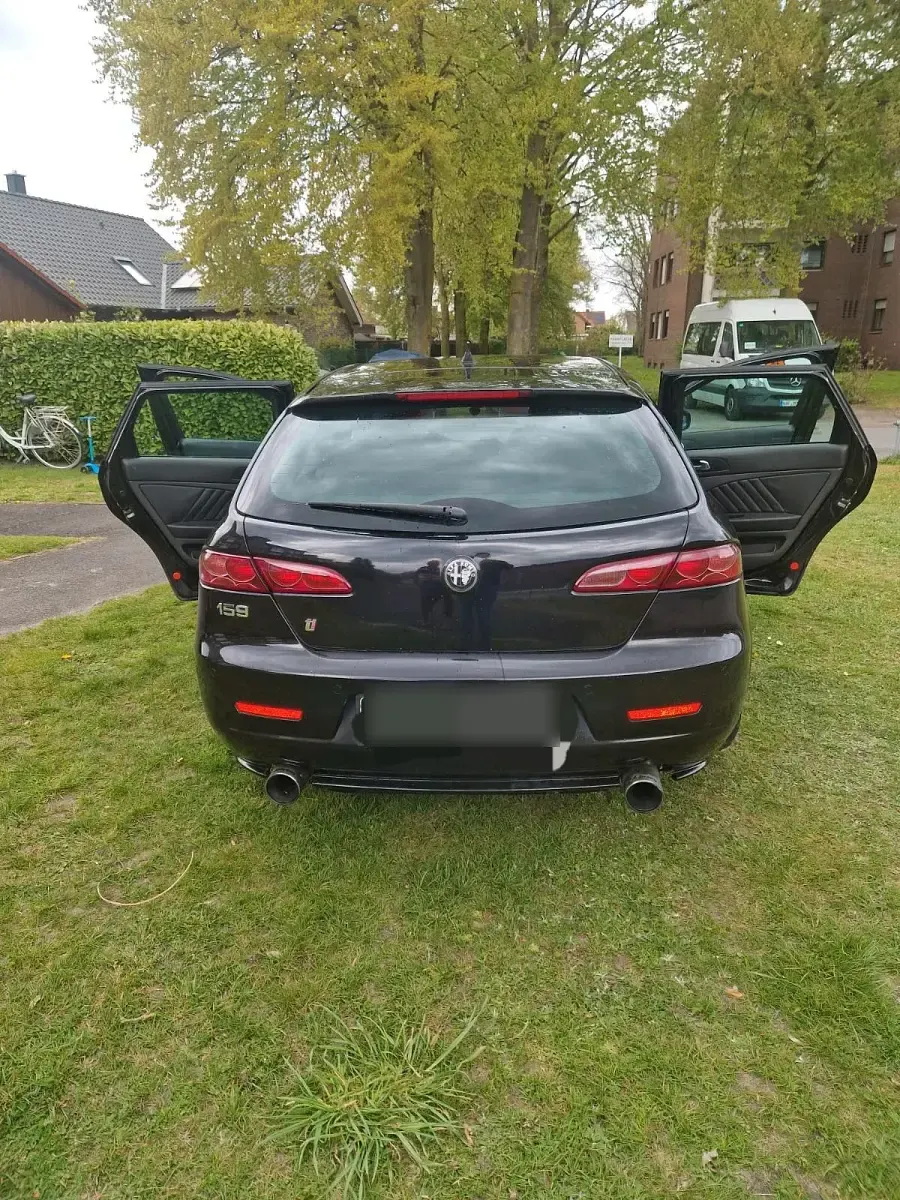 Occasion Alfa Romeo 159 Ti 150 ch (110 kW) 2007 Noir Break