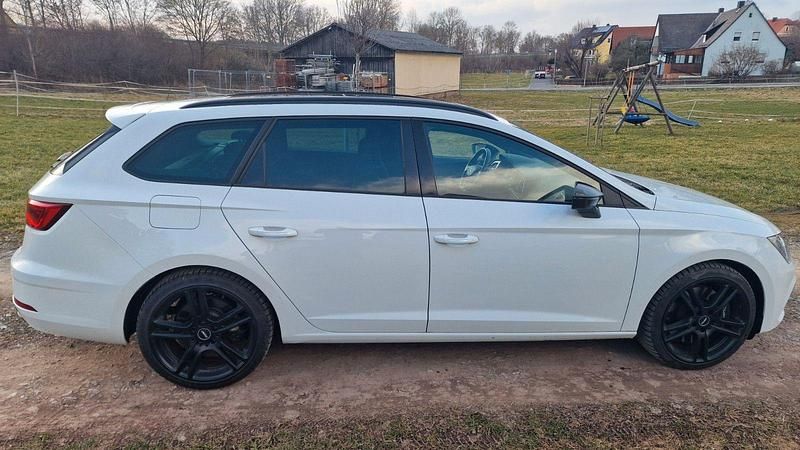 Gebraucht Seat Leon 4Drive 300 PS (220 kW) 2019 Weiß Kombi