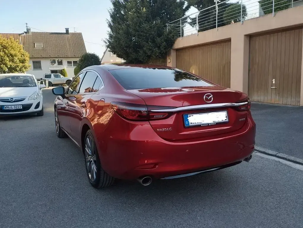 Gebraucht Mazda 6 Sports-Line 194 PS (142 kW) 2019 Rot Limousine