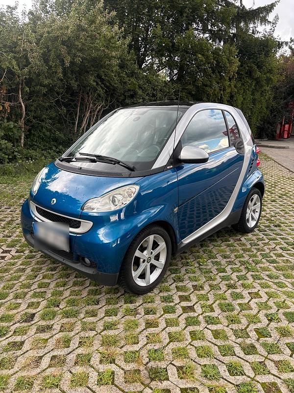 Blau Gebraucht 2008 Smart ForTwo Coupé Kleinwagen | 4.499 € (Fairer Preis) - Bild 1/4