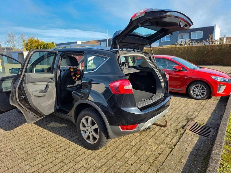 Gebraucht Ford Kuga Titanium 140 PS (102 kW) 2011 Schwarz SUV