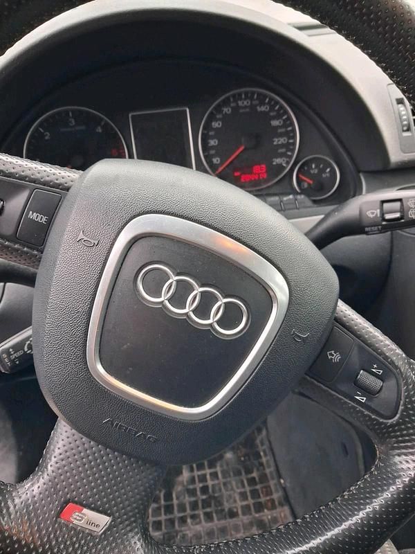 Gebraucht Audi A4 S-Line 140 PS (102 kW) 2005 Schwarz Kombi