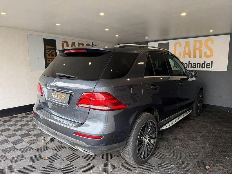Gebraucht Mercedes GLE250 AMG line 204 PS (150 kW) 2015 Grau SUV
