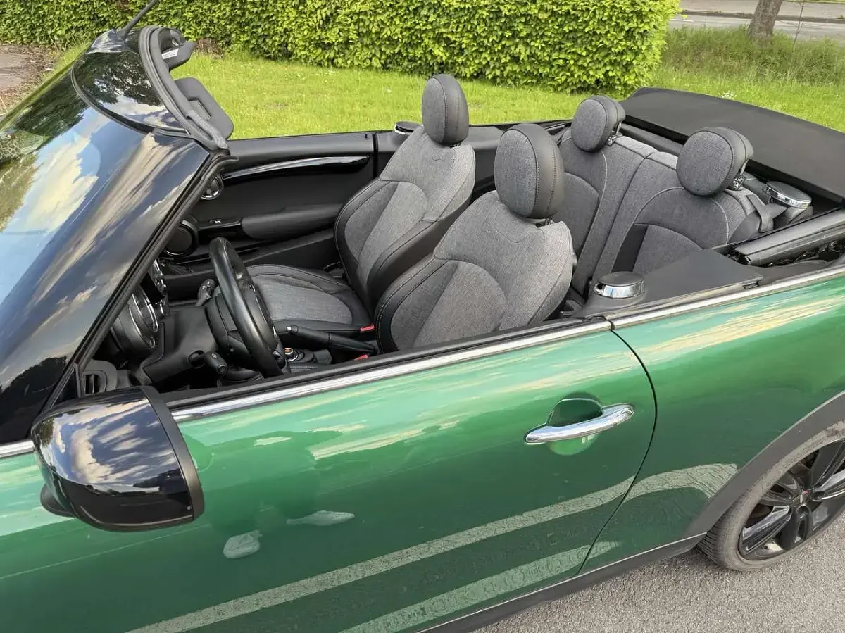 Gebraucht Mini Cooper Cabriolet 136 PS (100 kW) 2020 Grün Cabrio