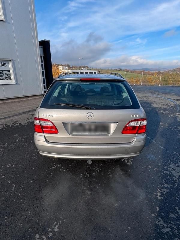 Gebraucht Mercedes E270 170 PS (125 kW) 2003 Silber Kombi