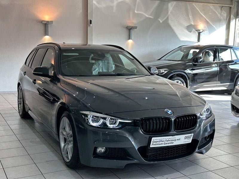 Gebraucht BMW 330 M Sport 252 PS (185 kW) 2018 Grau Limousine