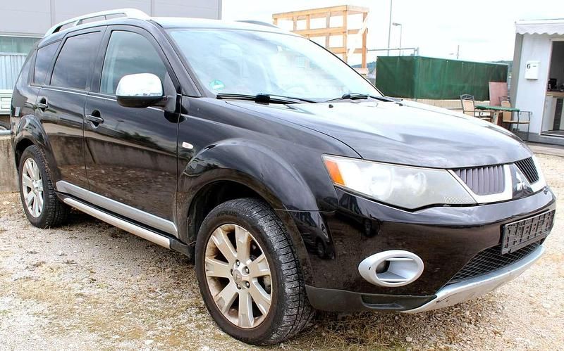 Gebraucht Mitsubishi Outlander 140 PS (102 kW) 2008 Schwarz SUV