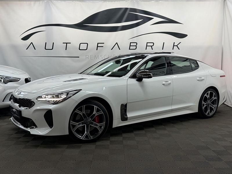 Gebraucht Kia Stinger GT 370 PS (272 kW) 2017 Weiß Kleinwagen