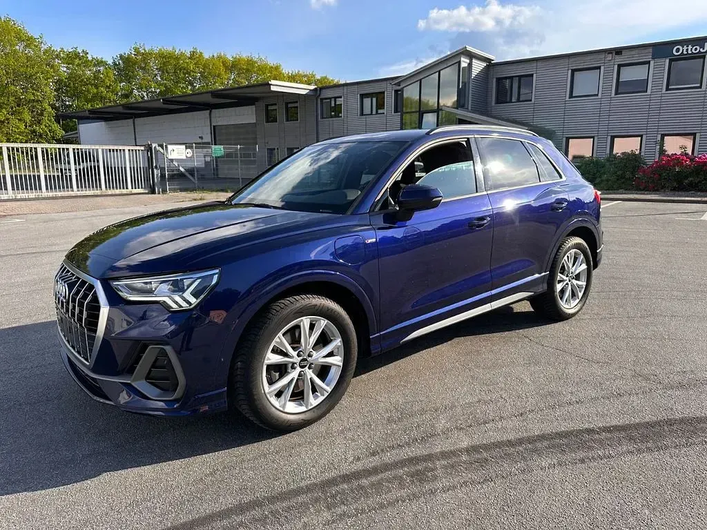 Gebraucht Audi Q3 S-Line 245 PS (180 kW) 2022 Blau SUV