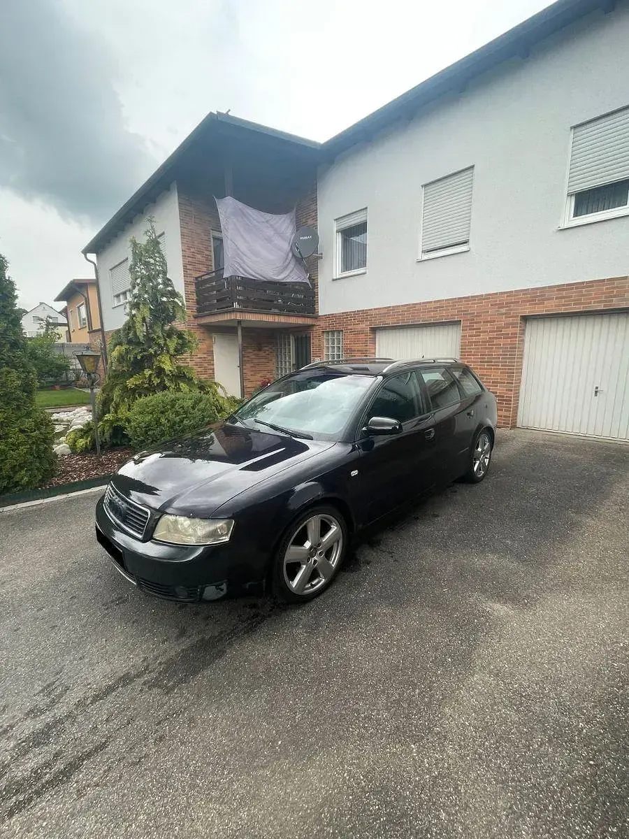 Gebraucht Audi A4 S-Line 131 PS (96 kW) 2004 Schwarz Kombi