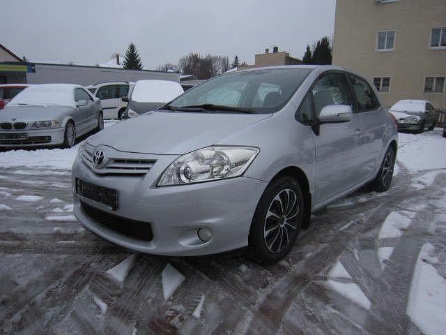 Gebraucht Toyota Auris Life+ 132 PS (97 kW) 2010 Kleinwagen