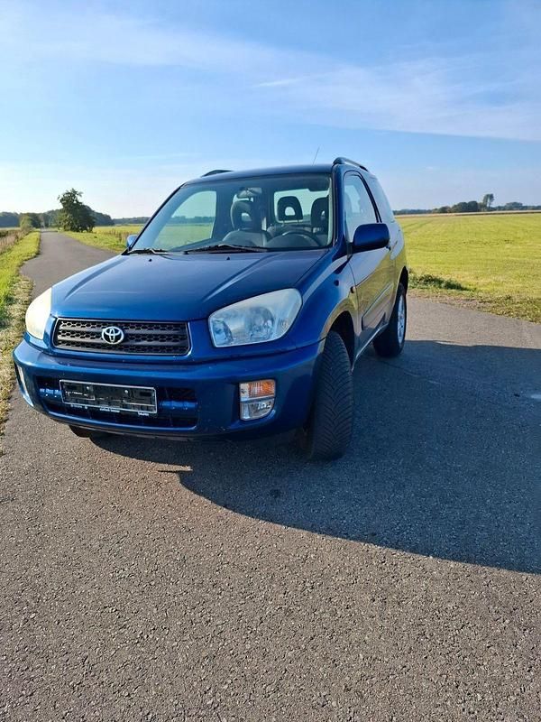 Blau Gebraucht 2001 Toyota RAV4 SUV | 2.500 € (Superpreis) - Bild 1/4