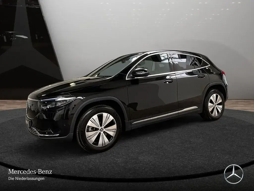 Gebraucht Mercedes EQA250+ Progressive 139 kW (190 PS) 2025 Schwarz SUV