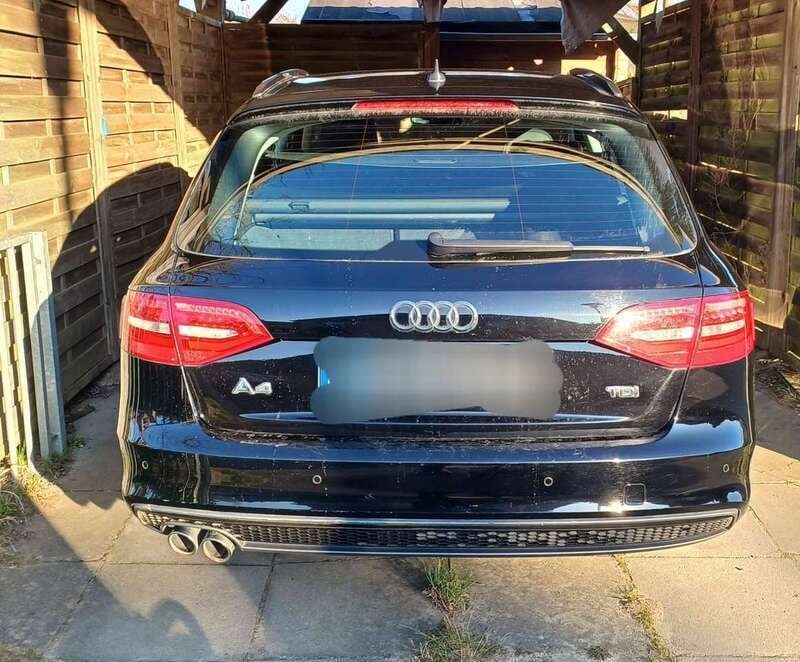 Schwarz Gebraucht 2015 Audi A4 Kombi | 11.000 € (Guter Preis) - Bild 1/3