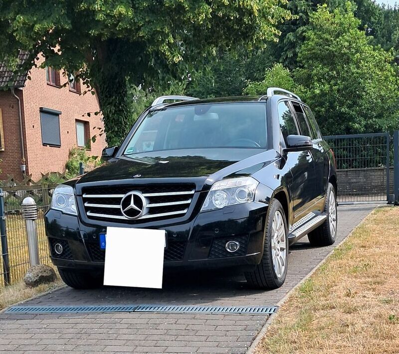 Schwarz Gebraucht 2009 Mercedes GLK350 SUV | 6.500 € (Superpreis) - Bild 1/4