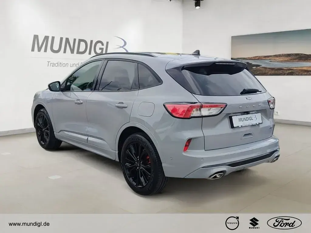Gebraucht Ford Kuga S 152 PS (111 kW) 2024 Grau SUV