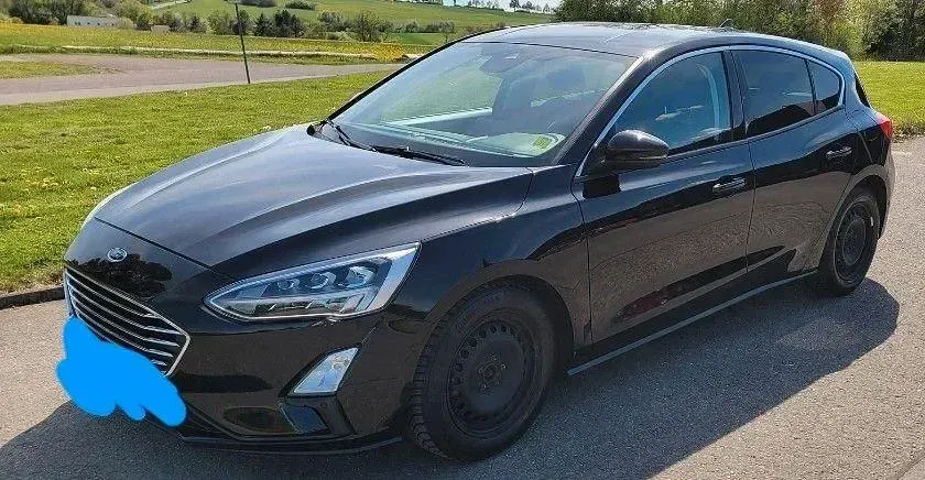 Gebraucht Ford Focus Titanium 125 PS (91 kW) 2018 Schwarz Limousine