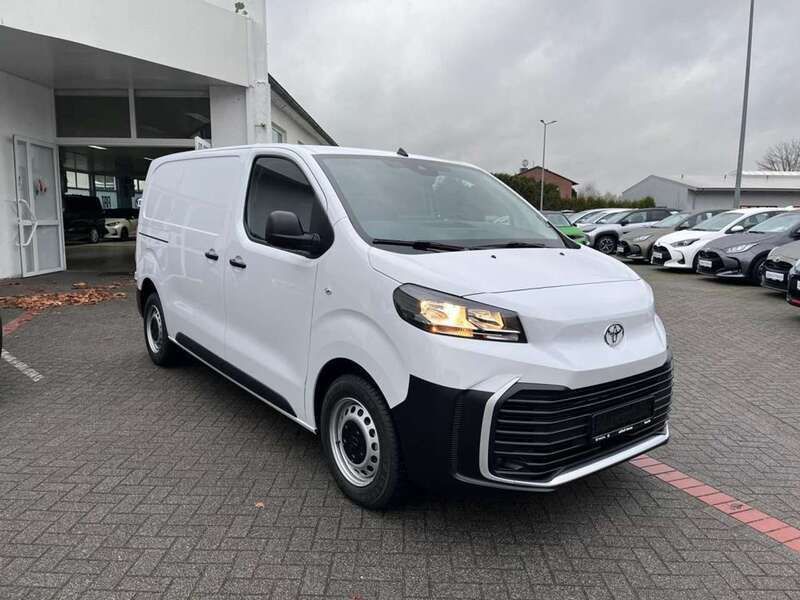Gebraucht Toyota Proace 144 PS (105 kW) 2024 Ice white Van / Kleinbus
