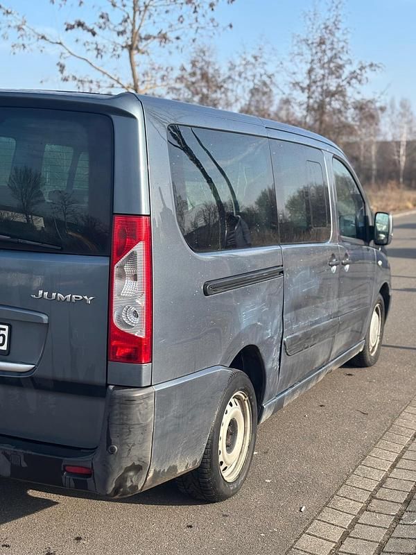 Gebraucht Citroën Jumpy 163 PS (119 kW) 2011 Grau Van / Kleinbus