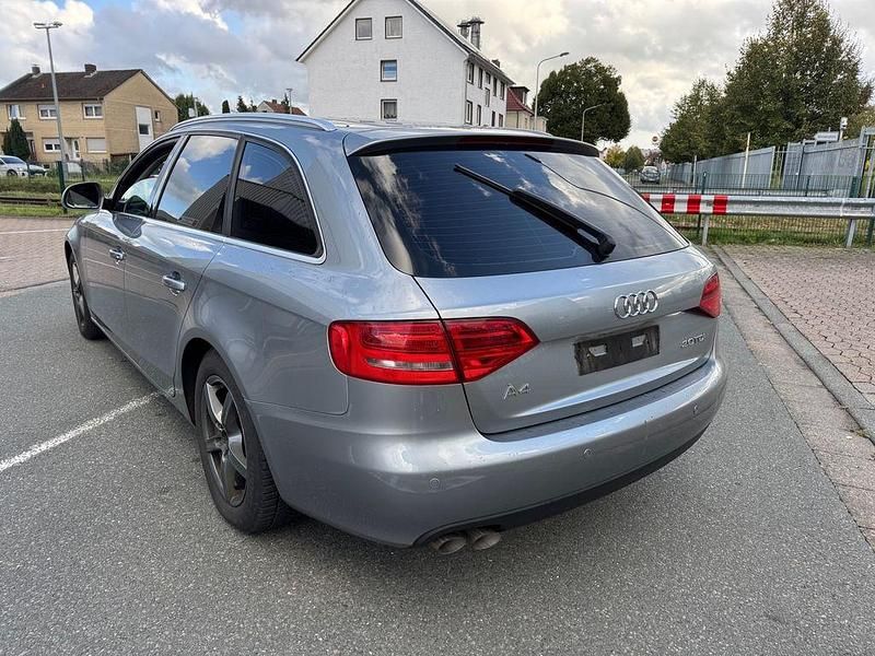 Gebraucht Audi A4 Ambition 143 PS (105 kW) 2008 Grau Kombi