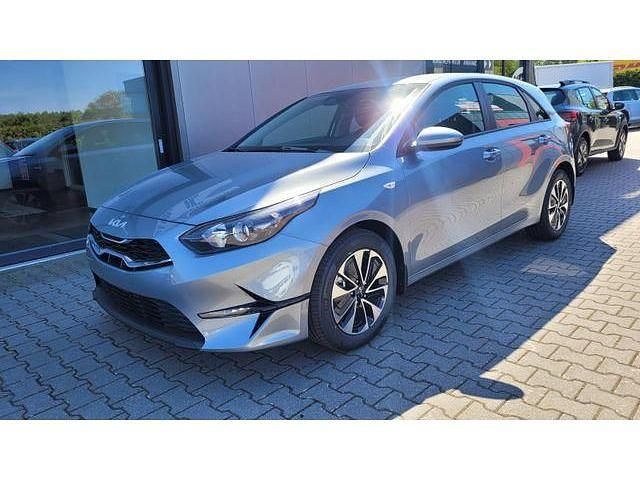 Gebraucht Kia Ceed Silver 140 PS (102 kW) 2025 Kleinwagen