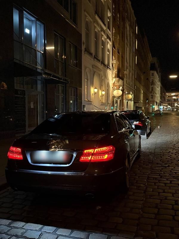Gebraucht Mercedes E350 231 PS (169 kW) 2010 Limousine