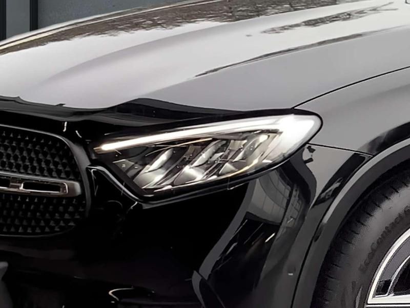 Gebraucht Mercedes GLC300 AMG 269 PS (197 kW) 2024 Unilack schwarz uni SUV