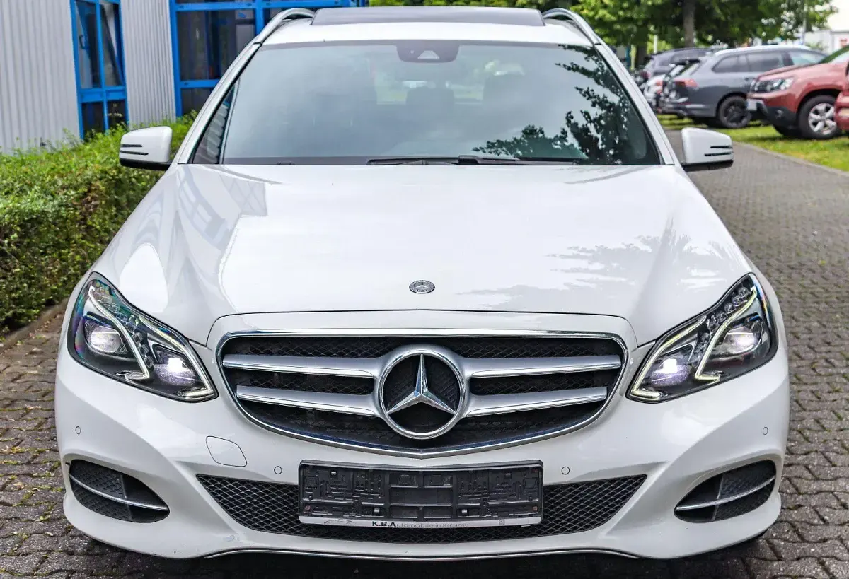Gebraucht Mercedes E350 258 PS (189 kW) 2014 Weiß Kombi