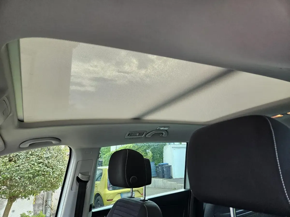 Gebraucht VW Sharan Cup 140 PS (102 kW) 2015 Weiß Van / Kleinbus