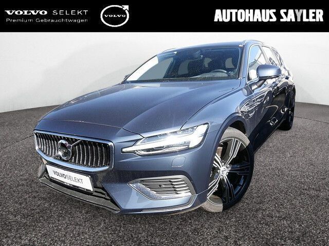 Blau / denim blue (metallic) Gebraucht 2022 Volvo V60 Kombi | 33.880 € (Fairer Preis) - Bild 1/4