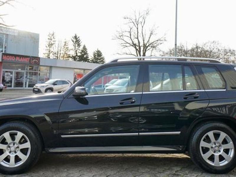 Gebraucht Mercedes GLK220 170 PS (125 kW) 2014 Schwarz SUV